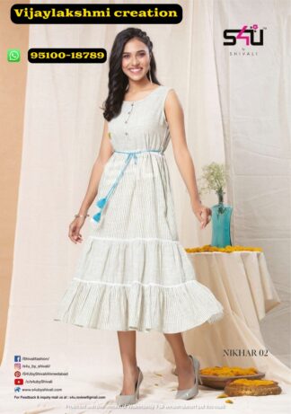 S4u Nikhar 02 Gown of cream off white color